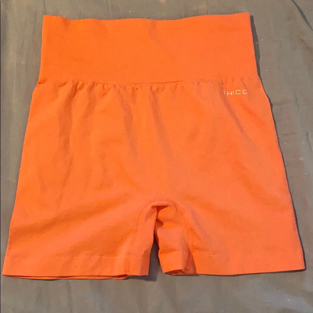 Thicc orange large shorts